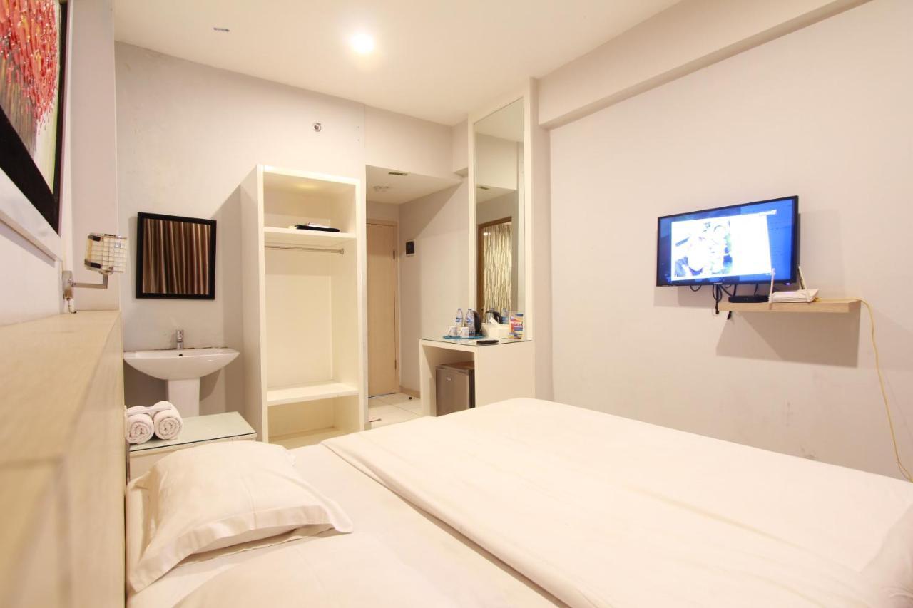 Myrooms Bekasi Extérieur photo